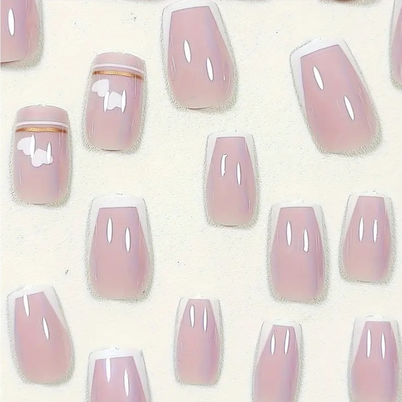 NWOT~ Full cover press on nails, set of 24 count. Includes nail glue - Picture 6 of 9